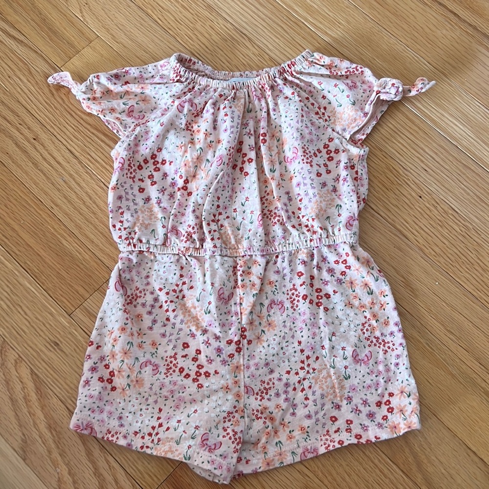 Old Navy 3T floral romper